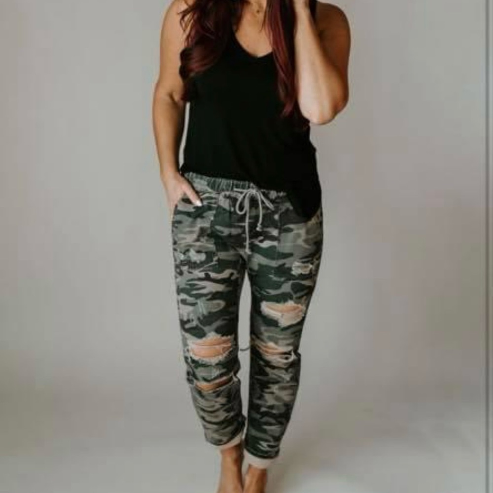 Mustard seed camo pants